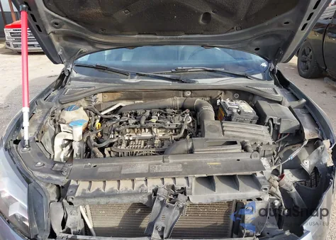 2015 Volkswagen Passat 1.8T Wolfsburg Edition z USA, uszkodzony, nr VIN 1VWAT7A38FC036942